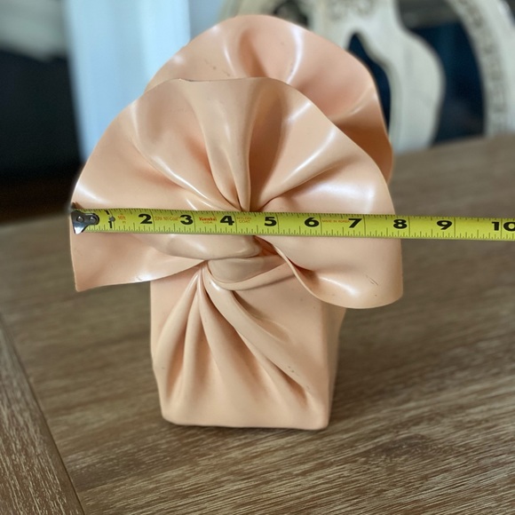 Vintage 1980s C.T. Design’s Pink Plastic Square Tissue Box Holder - Picture 14 of 14